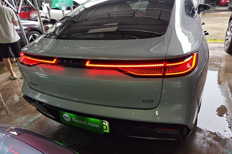 Geely Galaxy E8 2024 — 5