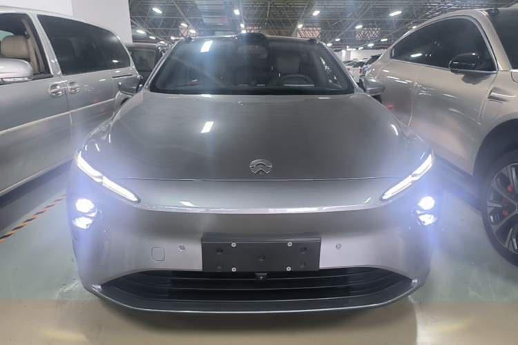 NIO ET7 2024 — 2