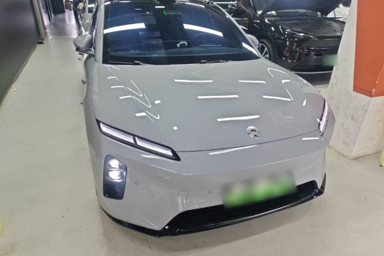 NIO ET5T 2025 — 2