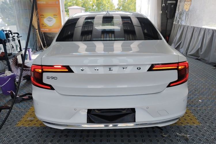 Volvo S90 2021 — 5