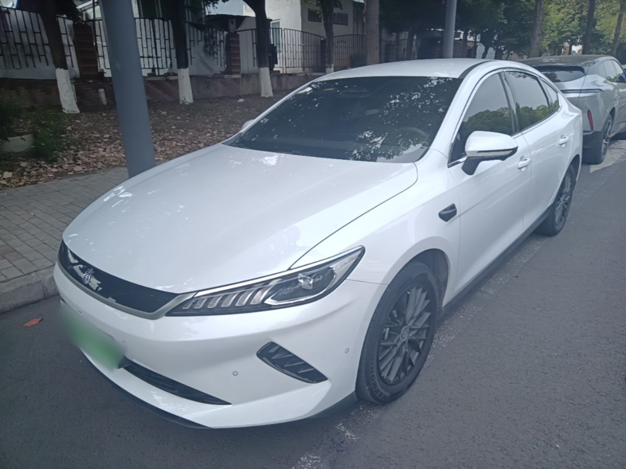 BYD qin plus 2025 — фото 1