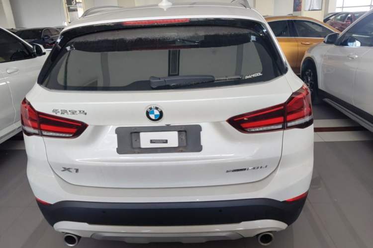 BMW X1 2021 — фото 5