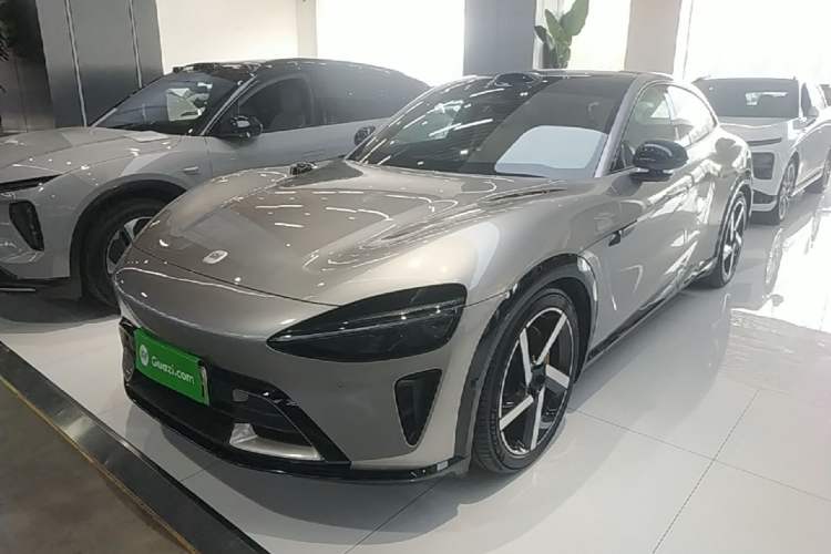 Xiaomi YU7 2025 — фото 1