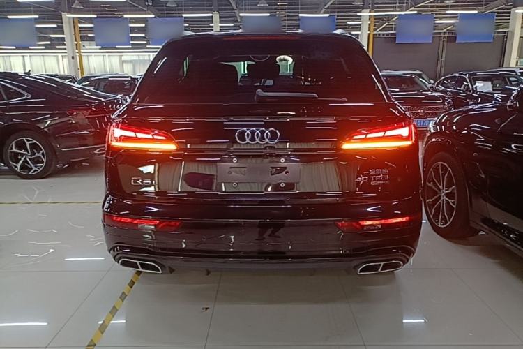 Audi Q5 2022 — фото 5