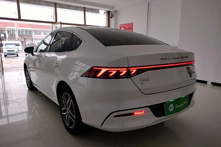 BYD Qin PLUS 2023 — фото 4