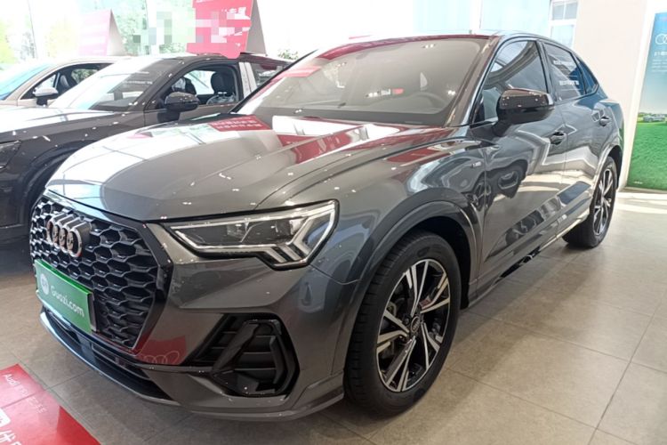 Audi Q3 Sportback 2022 — фото 1