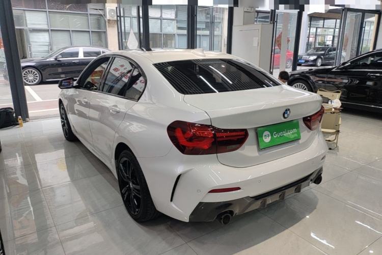 BMW 125i 2023 — 4