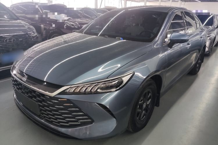 BYD Qin PLUS 2025 — фото 1