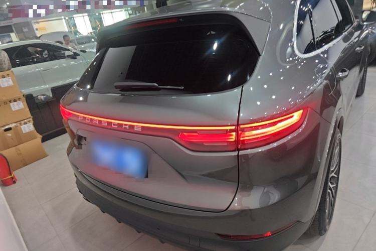 Porsche Cayenne 2019 — 5