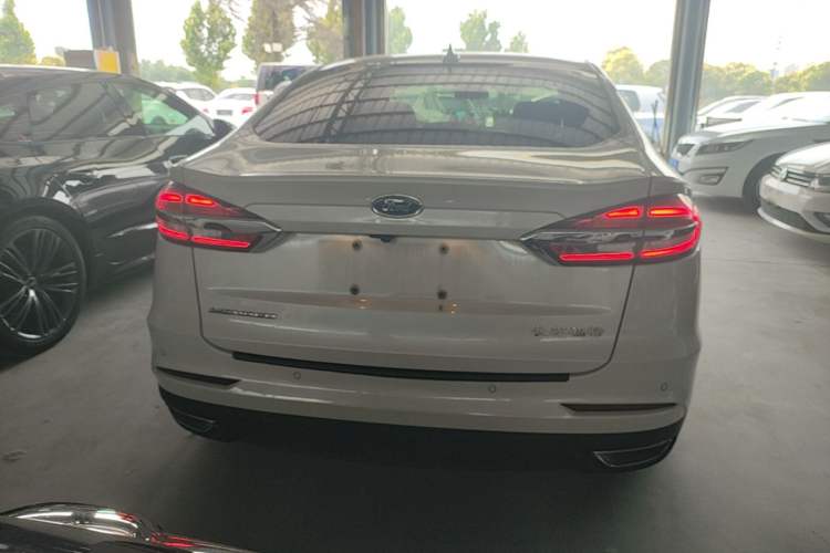 Ford Mondeo 2020 — 5