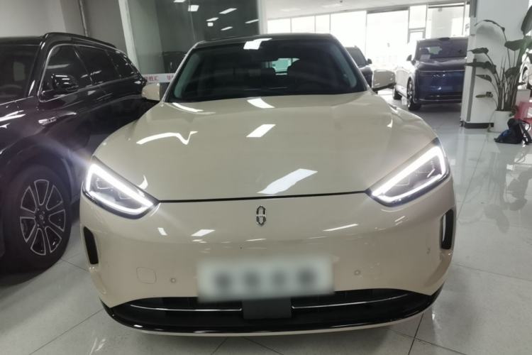 AITO M5 2023 — 2