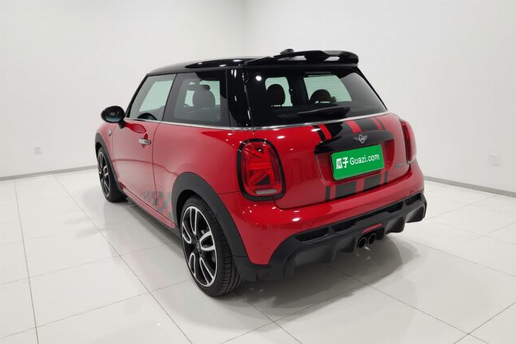 MINI JCW 2022 — 4