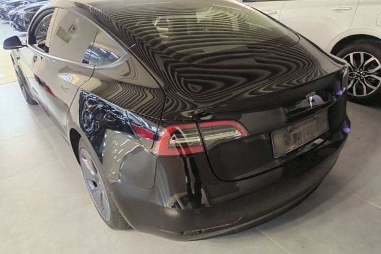 Tesla Model 3 2021 — 4