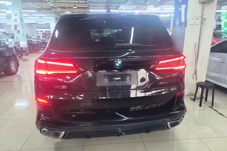 BMW X5 2022 — 5