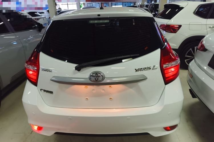 Toyota Yaris 2020 — 5