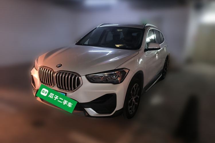 BMW X1 2022 — фото 1