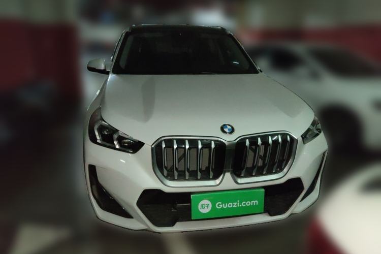 BMW X1 2023 — 2