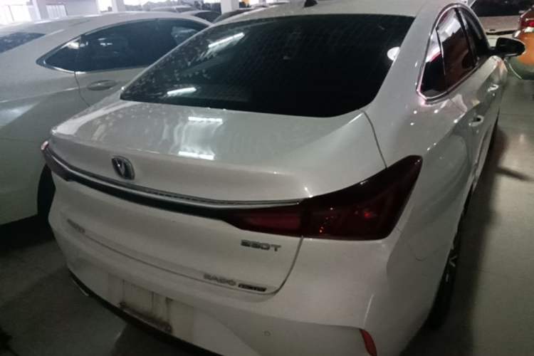 ChangAn Eado 2021 — 5