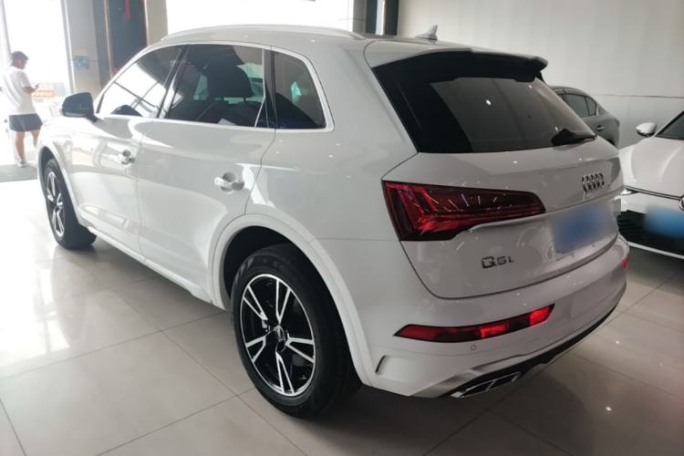 Audi Q5 2024 — 4