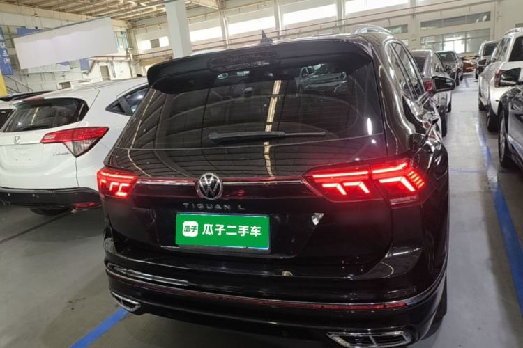 Volkswagen Tiguan L 2023 — фото 5