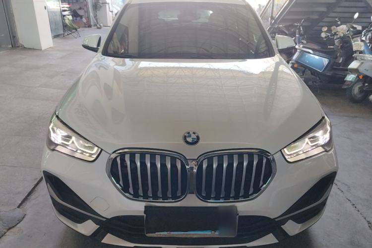 BMW X1 2022 — 2