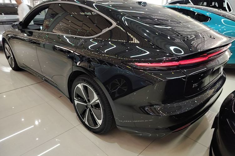 NIO ET5 2025 — фото 4