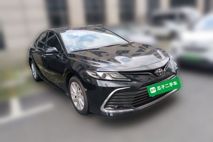 Toyota Camry 2021 — фото 3