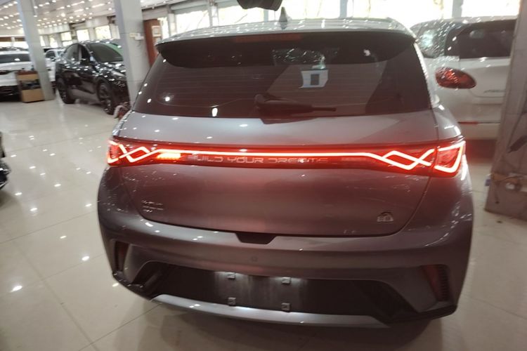 BYD Dolphin 2023 — 5