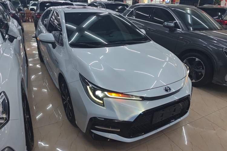 Toyota Corolla 2022 — 3