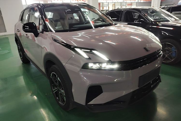Lynk & Co 06 2023 — 3