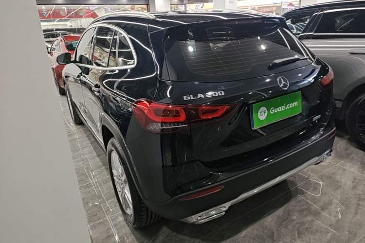 Mercedes-Benz benz gla 2023 — фото 4