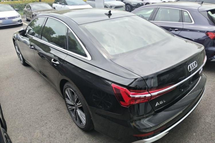 Audi A6 2026 — 4