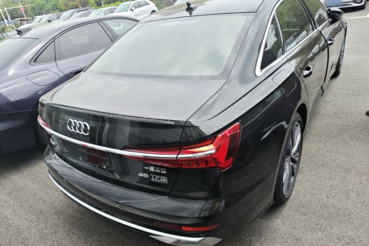 Audi A6 2026 — 5