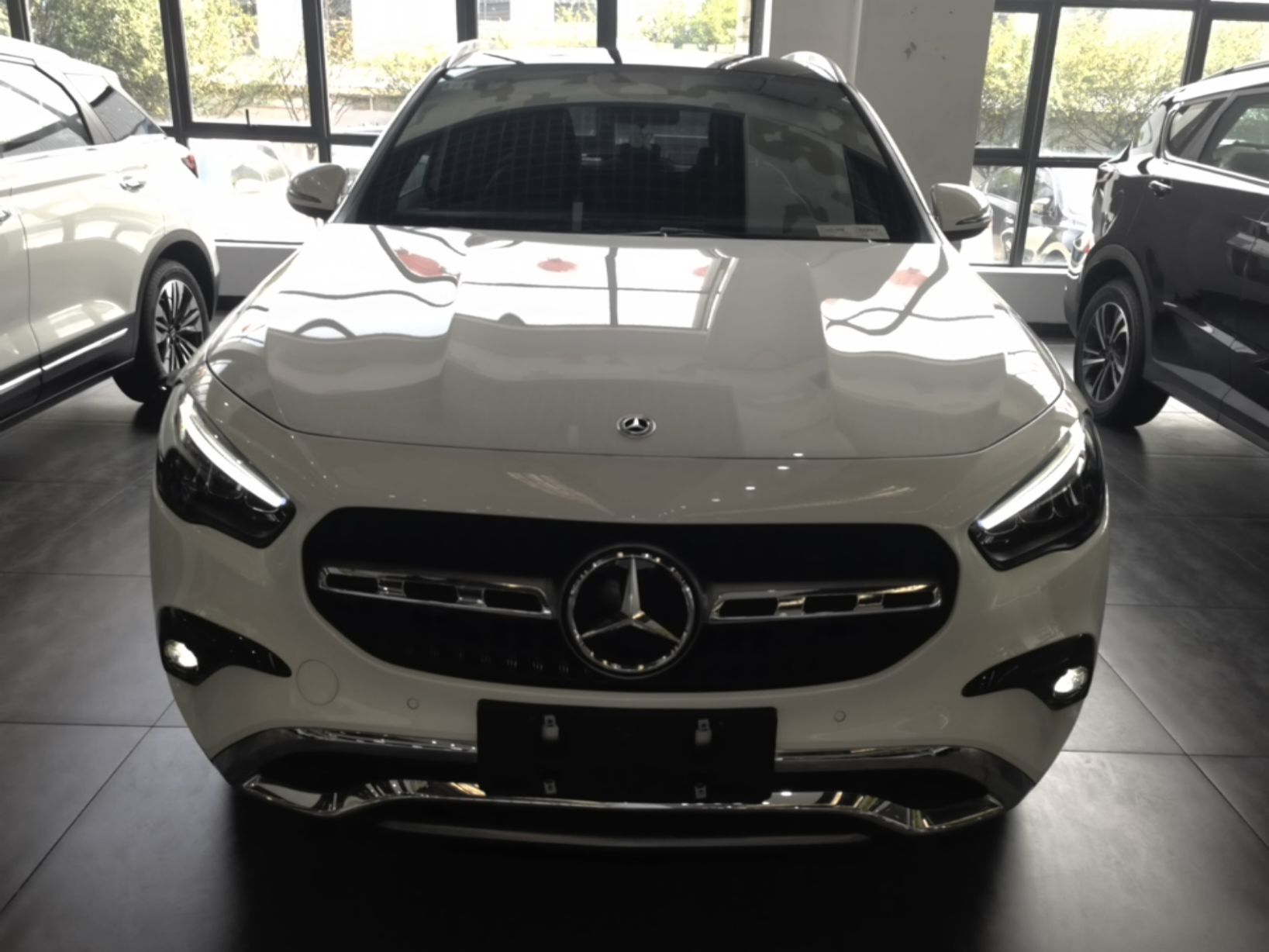 Mercedes-Benz benz gla 2025 — фото 2