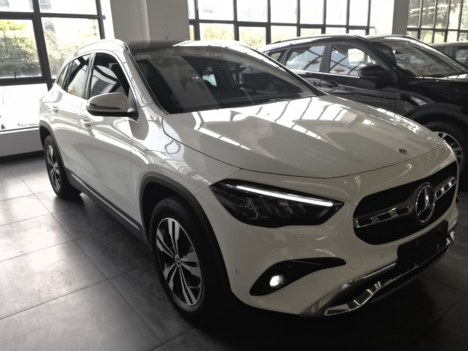 Mercedes-Benz benz gla 2025 — фото 3