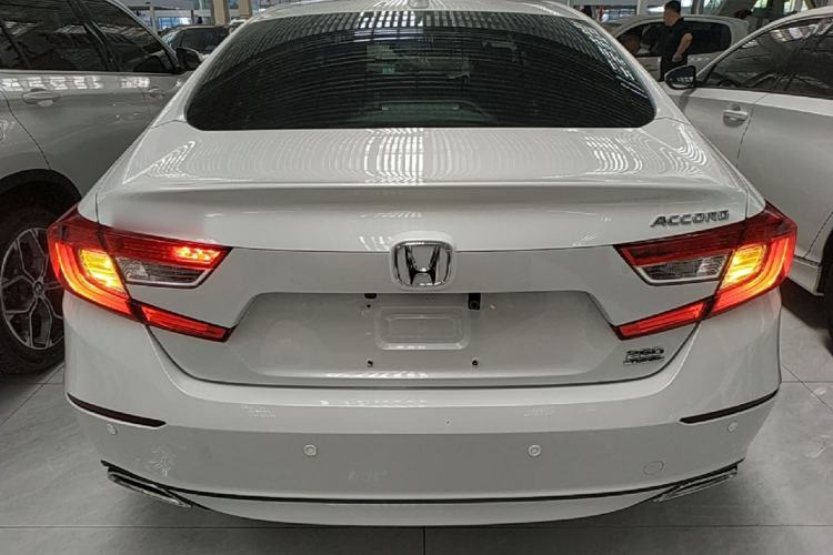 Honda Accord 2018 — 5