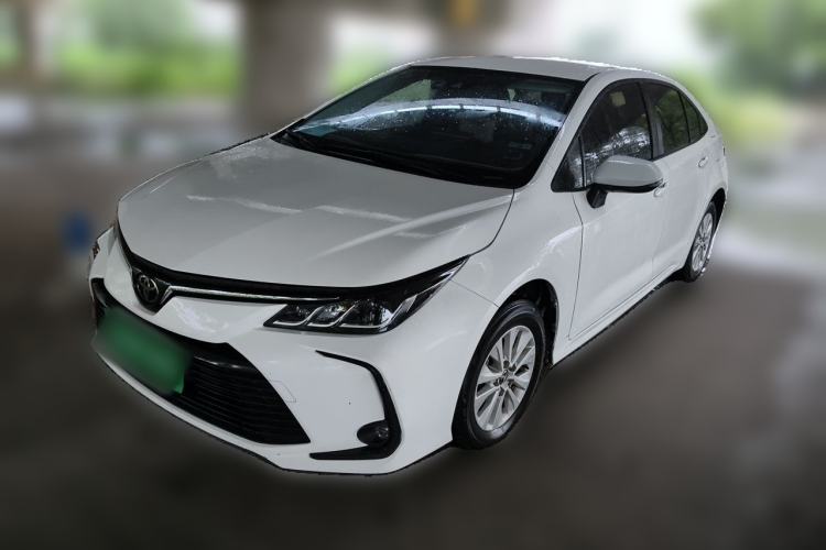 Toyota Corolla 2022 — фото 1