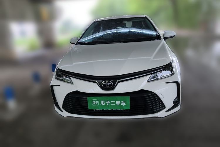 Toyota Corolla 2022 — фото 2