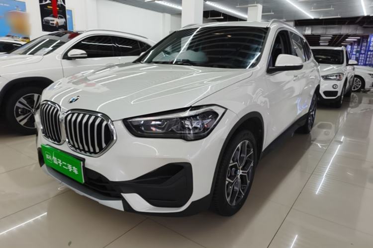 BMW X1 2021 — фото 1