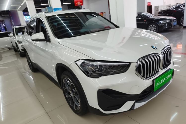 BMW X1 2021 — фото 3