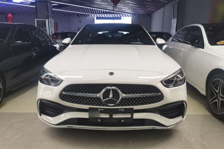 Mercedes-Benz C 260 L 2024 — 2