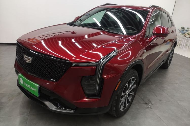 Cadillac xt4 2024 — фото 1