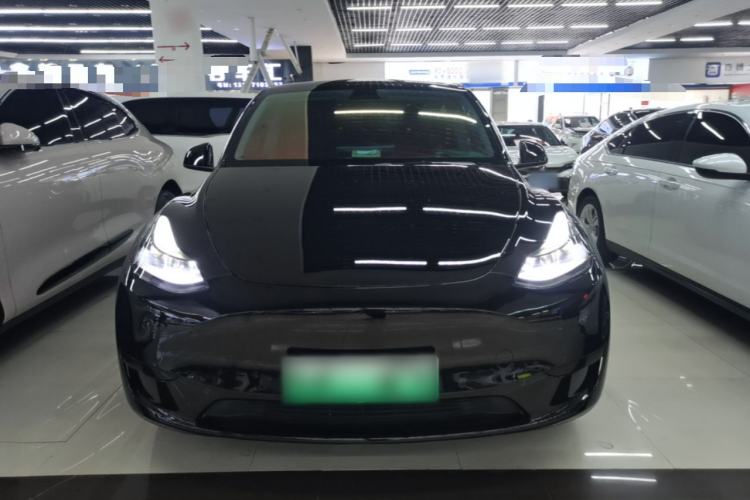 Tesla Model Y 2022 — 2