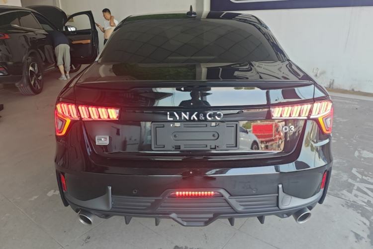 Lynk & Co 03 2022 — 5