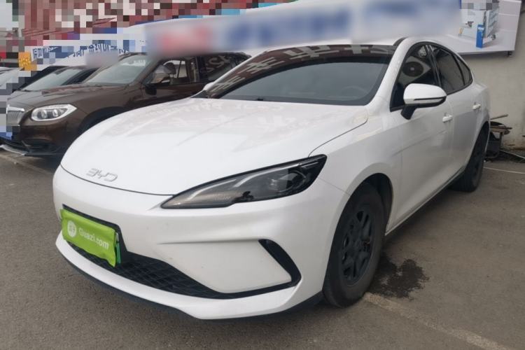 BYD Seal 05 DM-i 2025 — фото 1
