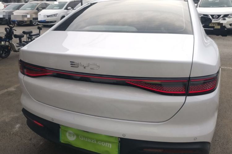 BYD Seal 05 DM-i 2025 — фото 5