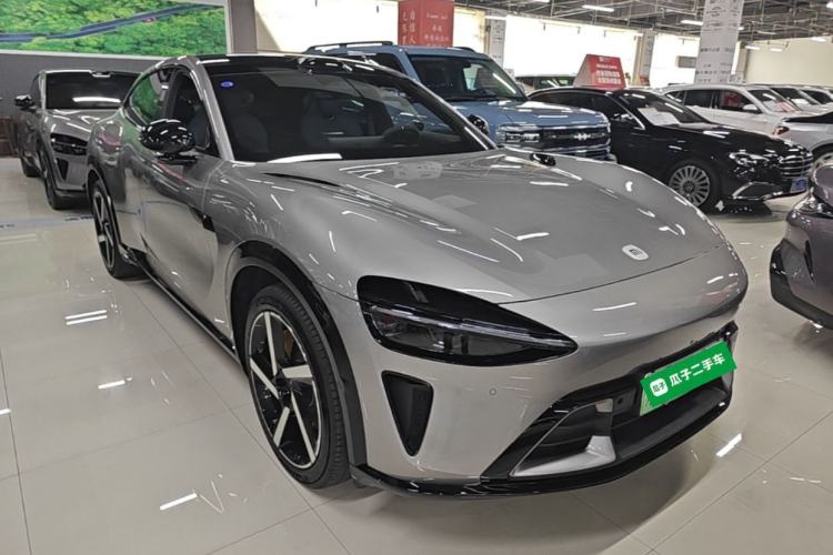 Xiaomi YU7 2025 — 3