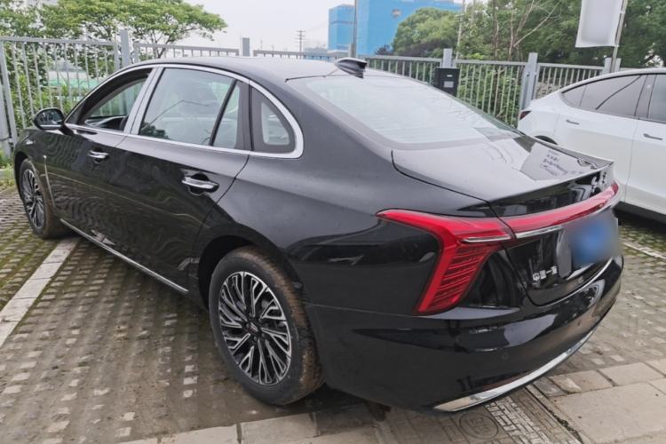 Hongqi H5 2025 — 4