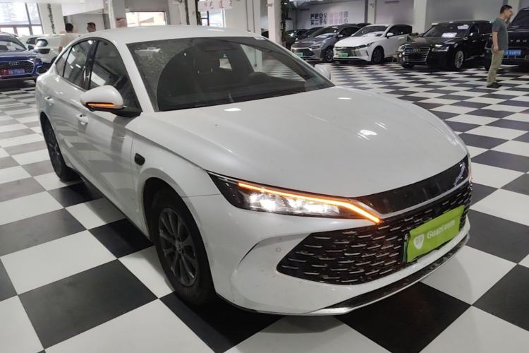 BYD Qin L 2025 — 3