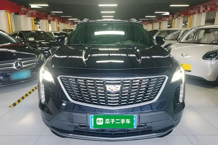 Cadillac XT4 2021 — фото 2